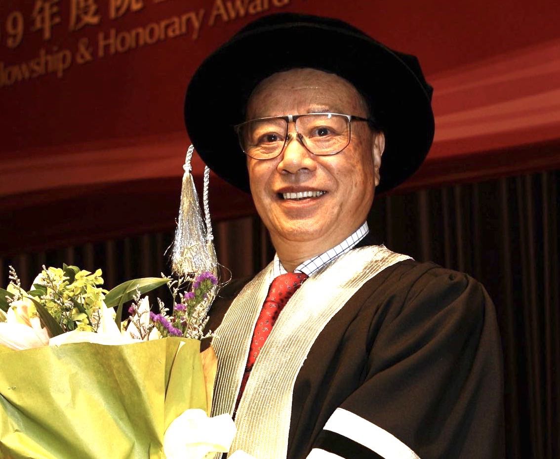 博士帽.jpg 博士帽.jpg