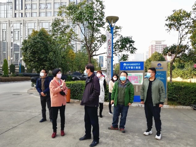 高新區(qū)黨工委書記陳勇一行5人