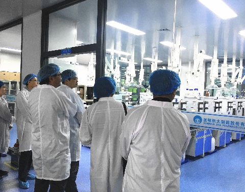 市場(chǎng)監(jiān)督管理局“服務(wù)中小微企業(yè)”活動(dòng)走進(jìn)我司